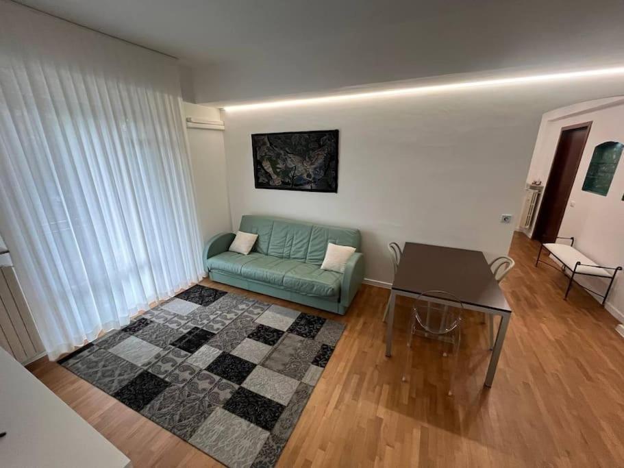Appartamento Spazioso In Centro Piacenza Dış mekan fotoğraf